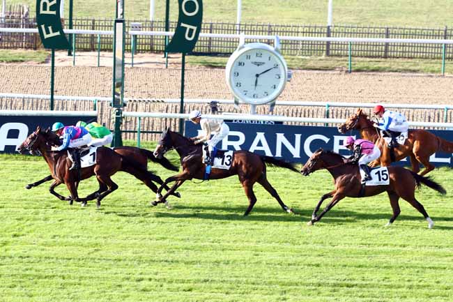 Photo d'arrivée de la course pmu PRIX DE LA RECONVERSION D'UN CHEVAL DE COURSES EN CHEVAL DE CONCOURS COMPLET à CHANTILLY le Samedi 15 septembre 2018