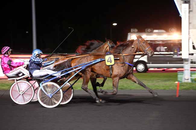 Photo d'arrivée de la course pmu PRIX ALKMENE à PARIS-VINCENNES le Vendredi 21 septembre 2018