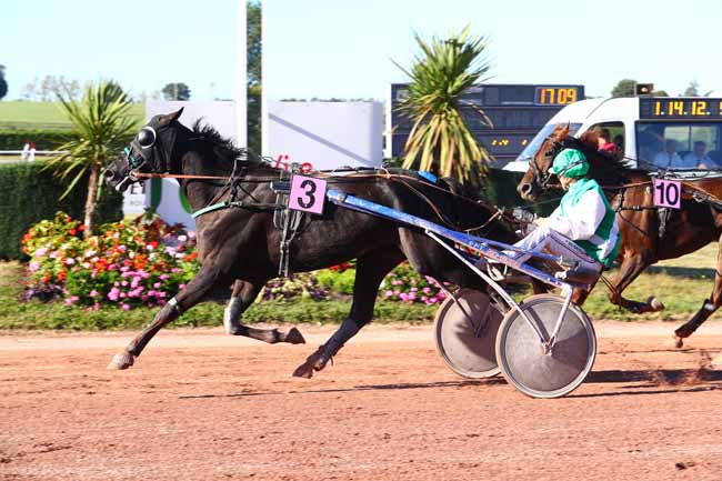 Photo d'arrivée de la course pmu PRIX CHRISTIAN HOSTE (GR B) à VIRE le Mercredi 26 septembre 2018