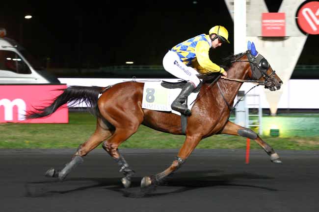 Photo d'arrivée de la course pmu PRIX BYBLIS à PARIS-VINCENNES le Vendredi 28 septembre 2018