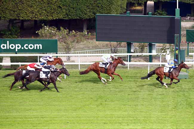 Photo d'arrivée de la course pmu PRIX DU LIEU PLAISANT à SAINT-CLOUD le Vendredi 28 septembre 2018