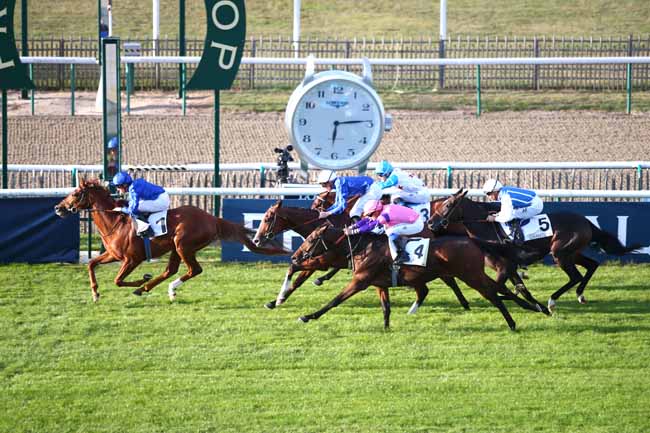 Photo d'arrivée de la course pmu PRIX DE CONDE à CHANTILLY le Lundi 1 octobre 2018