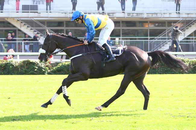 Photo d'arrivée de la course pmu PRIX VETAGRO SUP - CAMPUS VETERINAIRE DE LYON à LYON-PARILLY le Mardi 9 octobre 2018