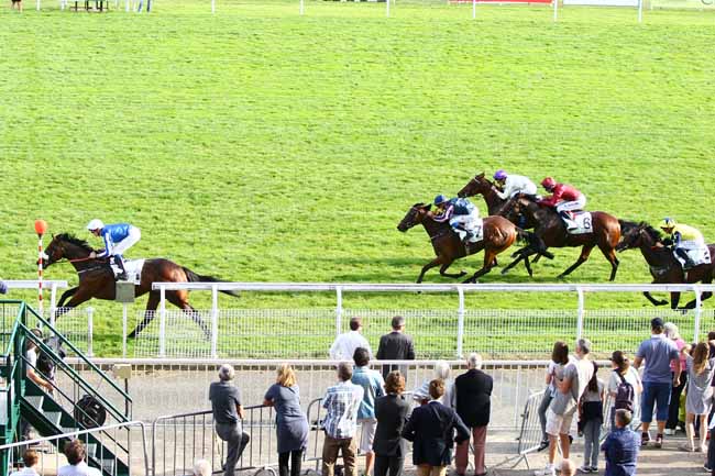 Photo d'arrivée de la course pmu CRITERIUM DE MAISONS-LAFFITTE à MAISONS-LAFFITTE le Samedi 13 octobre 2018