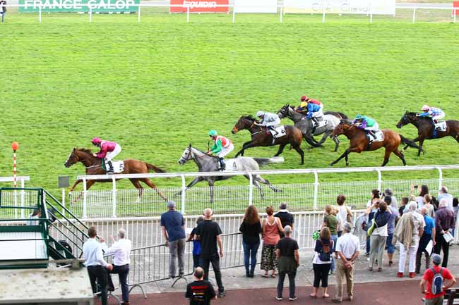 Photo d'arrivée de la course pmu PRIX DE BONNEVAL à MAISONS-LAFFITTE le Samedi 13 octobre 2018