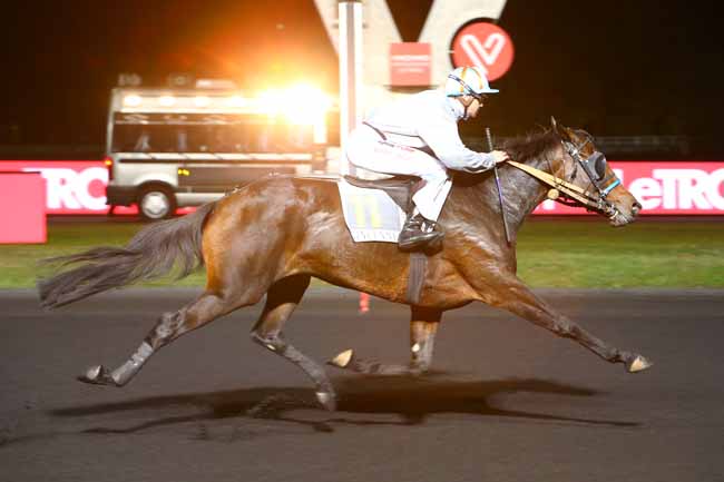 Photo d'arrivée de la course pmu PRIX BELLONA à PARIS-VINCENNES le Mardi 23 octobre 2018