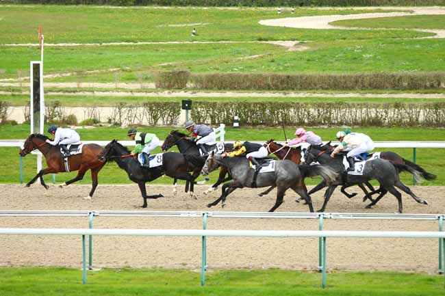 Photo d'arrivée de la course pmu PRIX GALOP EXPO à DEAUVILLE le Mercredi 24 octobre 2018