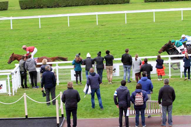 Photo d'arrivée de la course pmu PRIX CLOTURE 90EME SAISON DE CLAIREFONTAINE à CLAIREFONTAINE le Vendredi 26 octobre 2018