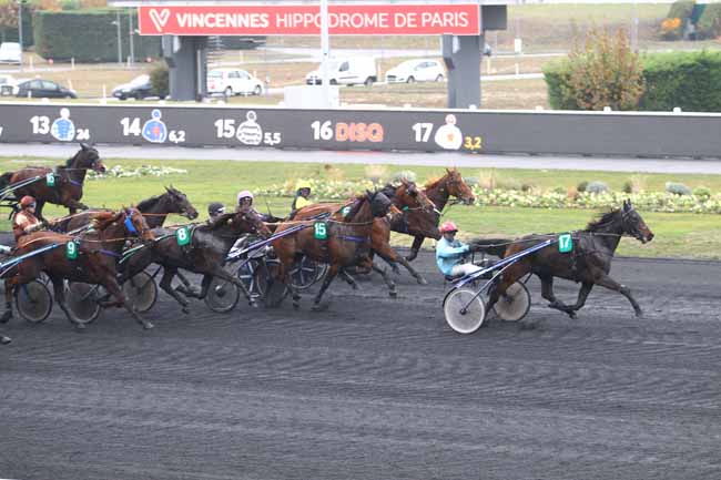 Photo d'arrivée de la course pmu PRIX DE MAURE-DE-BRETAGNE à PARIS-VINCENNES le Mercredi 31 octobre 2018