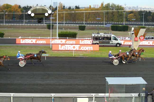 Photo d'arrivée de la course pmu PRIX DE MORLAIX (GR A) à PARIS-VINCENNES le Lundi 5 novembre 2018