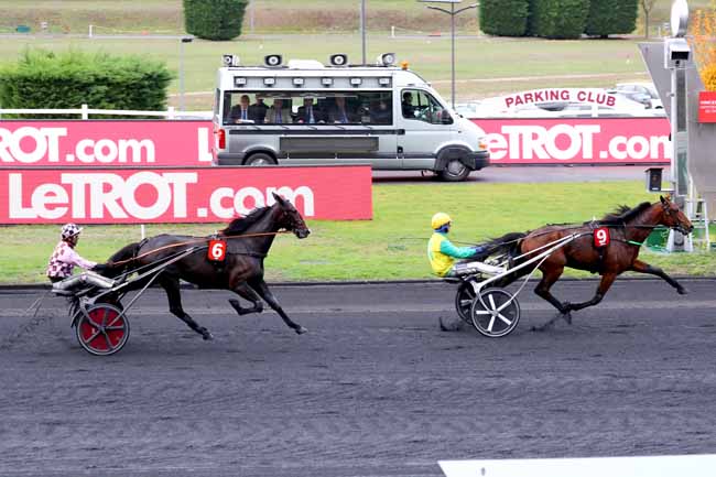 Photo d'arrivée de la course pmu PRIX ABEL BASSIGNY à PARIS-VINCENNES le Lundi 12 novembre 2018