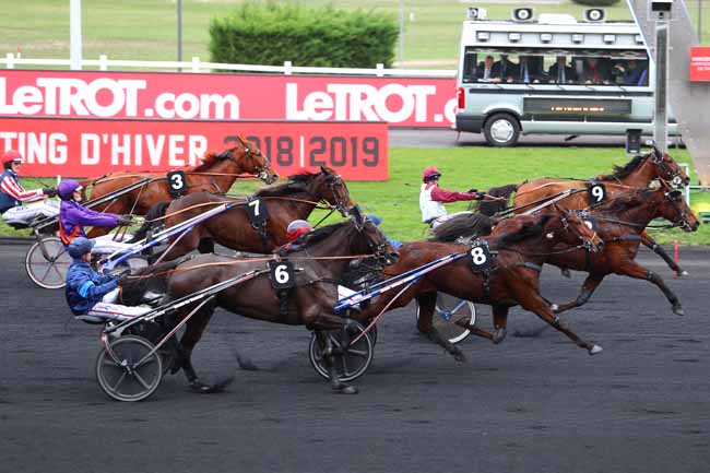 Photo d'arrivée de la course pmu PRIX ALBERT RAYON à PARIS-VINCENNES le Samedi 8 décembre 2018