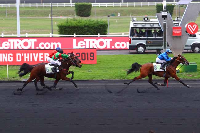 Photo d'arrivée de la course pmu PRIX RAOUL BALLIERE à PARIS-VINCENNES le Samedi 8 décembre 2018