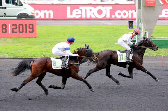 Photo d'arrivée de la course pmu PRIX DE LA REOLE à PARIS-VINCENNES le Lundi 10 décembre 2018