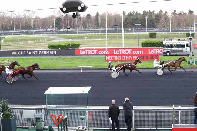 Photo d'arrivée de la course pmu PRIX DE SAINT-GERMAIN à PARIS-VINCENNES le Mercredi 19 décembre 2018
