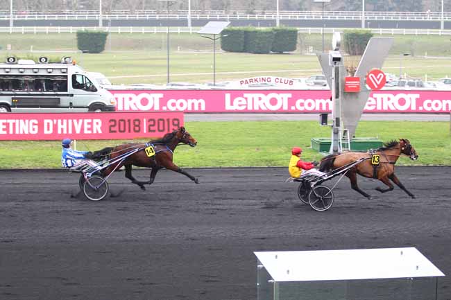 Photo d'arrivée de la course pmu PRIX DE BAR-LE-DUC à PARIS-VINCENNES le Samedi 29 décembre 2018