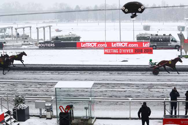 Photo d'arrivée de la course pmu PRIX DE MOUTIERS à PARIS-VINCENNES le Mardi 22 janvier 2019