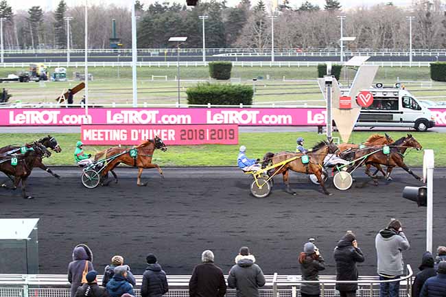 Photo d'arrivée de la course pmu PRIX D'YVETOT à PARIS-VINCENNES le Lundi 28 janvier 2019