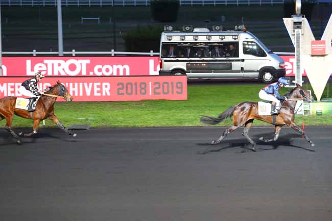 Photo d'arrivée de la course pmu PRIX DE VITRE à PARIS-VINCENNES le Lundi 4 février 2019