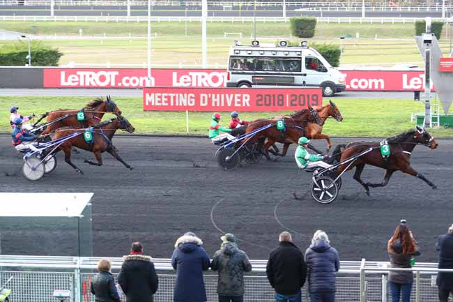Photo d'arrivée de la course pmu PRIX DE VERNEUIL à PARIS-VINCENNES le Samedi 9 février 2019