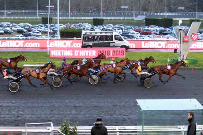 Photo d'arrivée de la course pmu PRIX JEAN LE GONIDEC à PARIS-VINCENNES le Dimanche 10 février 2019