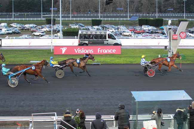Photo d'arrivée de la course pmu PRIX DE LANNION à PARIS-VINCENNES le Dimanche 10 février 2019