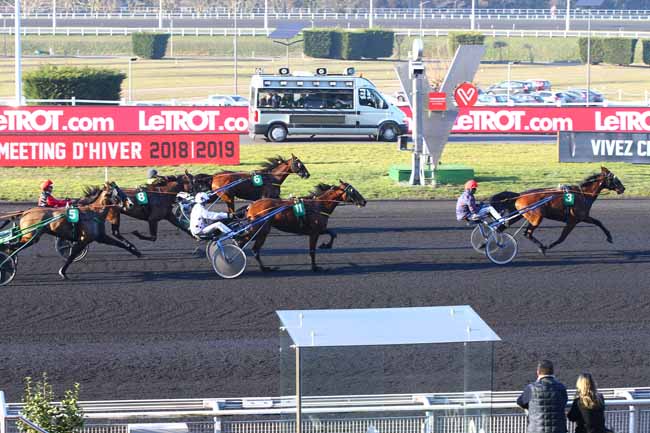 Photo d'arrivée de la course pmu PRIX ELMA à PARIS-VINCENNES le Vendredi 22 février 2019
