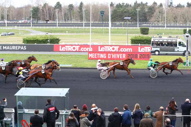 Photo d'arrivée de la course pmu PRIX DE MAUREPAS à PARIS-VINCENNES le Samedi 2 mars 2019