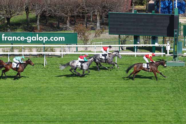 Photo d'arrivée de la course pmu PRIX RELKO à SAINT-CLOUD le Jeudi 21 mars 2019