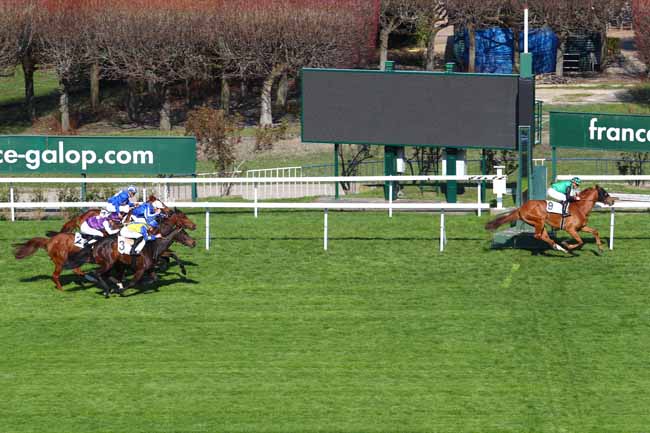 Photo d'arrivée de la course pmu PRIX DES FEUILLANTINES à SAINT-CLOUD le Jeudi 21 mars 2019