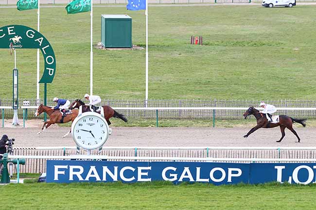 Photo d'arrivée de la course pmu PRIX DE LA GARENNE MAILLARD à CHANTILLY le Lundi 25 mars 2019