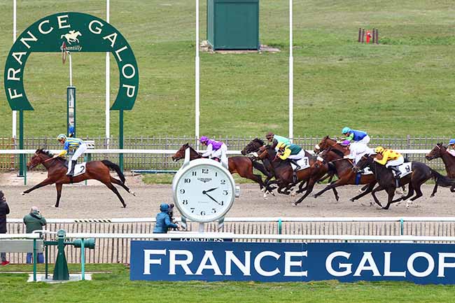 Photo d'arrivée de la course pmu PRIX DU CLOS DU PRIEURE à CHANTILLY le Jeudi 28 mars 2019