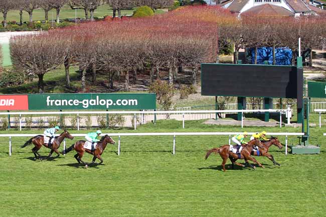 Photo d'arrivée de la course pmu PRIX DU DEBUT à SAINT-CLOUD le Samedi 30 mars 2019