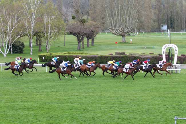 Photo d'arrivée de la course pmu PRIX DU GRAND MORIN à MAISONS-LAFFITTE le Mardi 2 avril 2019