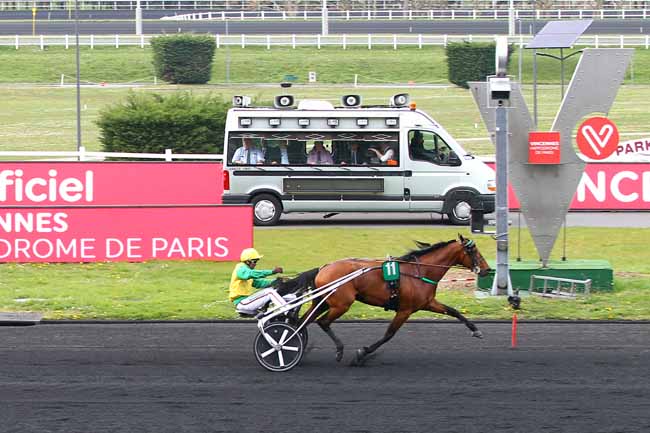 Photo d'arrivée de la course pmu PRIX PHAETON à PARIS-VINCENNES le Samedi 6 avril 2019