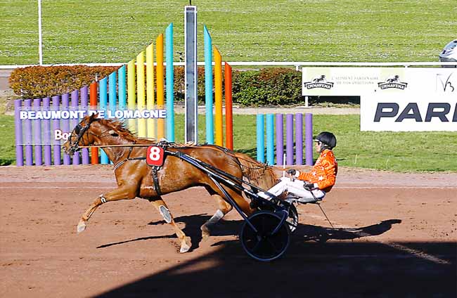 Photo d'arrivée de la course pmu PRIX DE TOULOUSE à BEAUMONT-DE-LOMAGNE le Mercredi 24 avril 2019