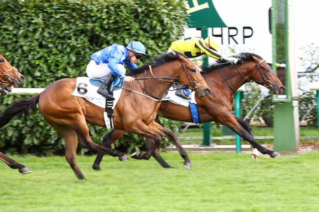 Photo d'arrivée de la course pmu PRIX DU SOLEIL DE BRETAGNE à CHANTILLY le Mercredi 24 avril 2019