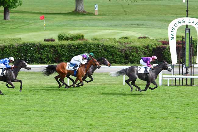 Photo d'arrivée de la course pmu PRIX DE LA GENEVRAYE à MAISONS-LAFFITTE le Vendredi 26 avril 2019