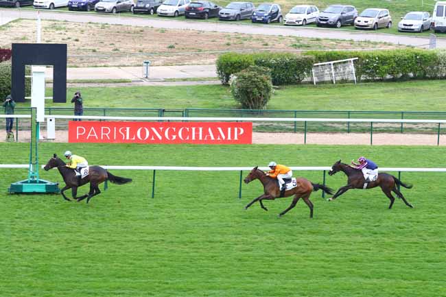 Photo d'arrivée de la course pmu PRIX DE PASSY à LONGCHAMP le Samedi 4 mai 2019
