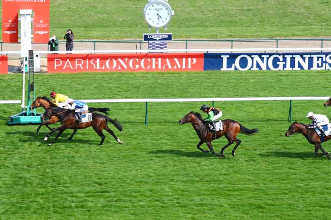 Photo d'arrivée de la course pmu PRIX D'HEDOUVILLE à LONGCHAMP le Samedi 4 mai 2019