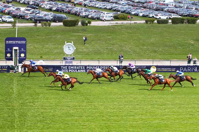 Photo d'arrivée de la course pmu THE EMIRATES POULE D'ESSAI DES POULAINS à LONGCHAMP le Dimanche 12 mai 2019