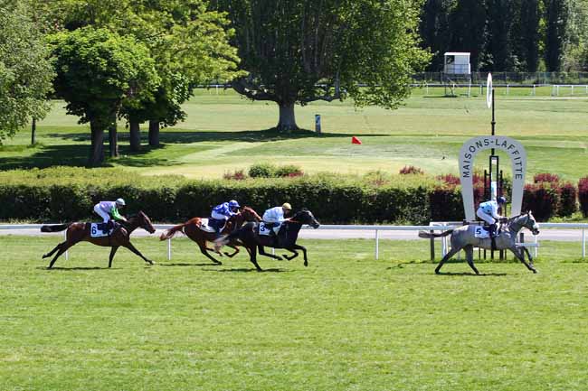 Photo d'arrivée de la course pmu PRIX EMPERY à MAISONS-LAFFITTE le Mercredi 15 mai 2019