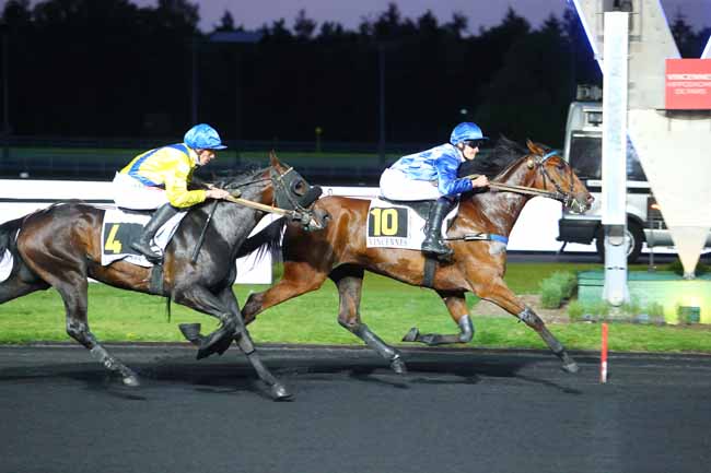 Photo d'arrivée de la course pmu PRIX  JUPITER à PARIS-VINCENNES le Vendredi 17 mai 2019
