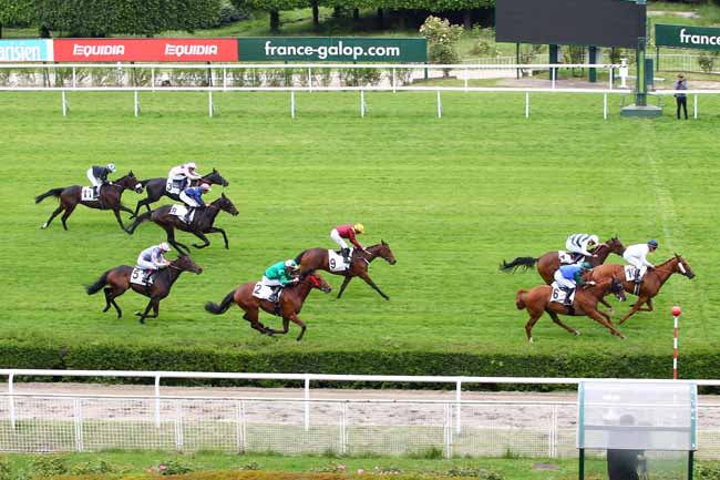 Photo d'arrivée de la course pmu PRIX DU PRIEURE DE JARDY à SAINT-CLOUD le Lundi 20 mai 2019