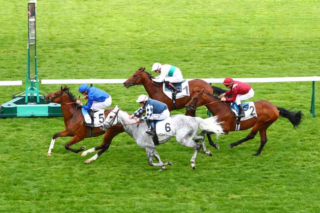Photo d'arrivée de la course pmu PRIX DE MONTRETOUT à LONGCHAMP le Jeudi 23 mai 2019