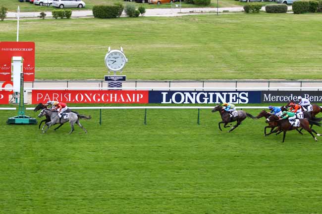 Photo d'arrivée de la course pmu PRIX DE SAINT-OUEN à LONGCHAMP le Jeudi 30 mai 2019