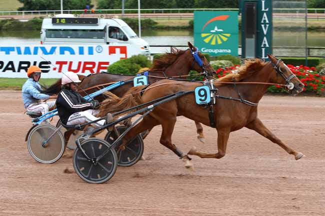 Photo d'arrivée de la course pmu PRIX LAVAL AMBULANCES BELLANGER BEAUFILS à LAVAL le Mercredi 5 juin 2019