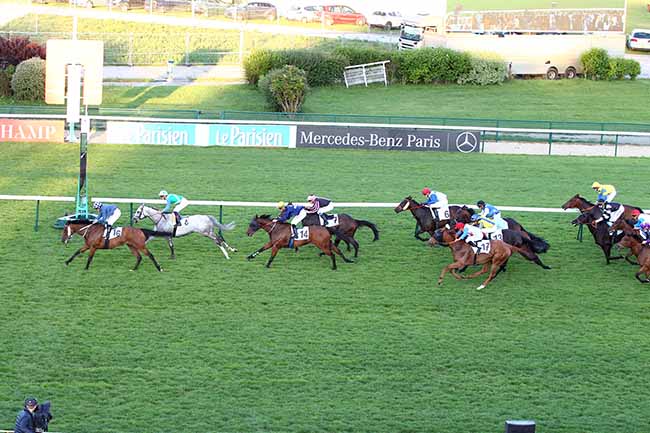 Photo d'arrivée de la course pmu PRIX DU MUSEE DU LUXEMBOURG à LONGCHAMP le Jeudi 6 juin 2019
