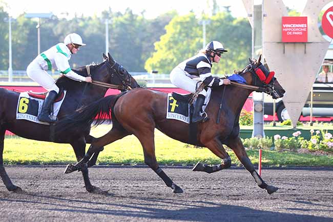 Photo d'arrivée de la course pmu PRIX HENRI DURAND à PARIS-VINCENNES le Mardi 18 juin 2019