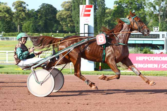 Photo d'arrivée de la course pmu PRIX DE LA GARE DES INVALIDES à ENGHIEN le Mercredi 26 juin 2019
